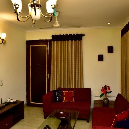 2Bhk Comfortable Furnished Serviced Apartments In Hauz Khas - Woodpecker Apartments New Delhi Exterior foto