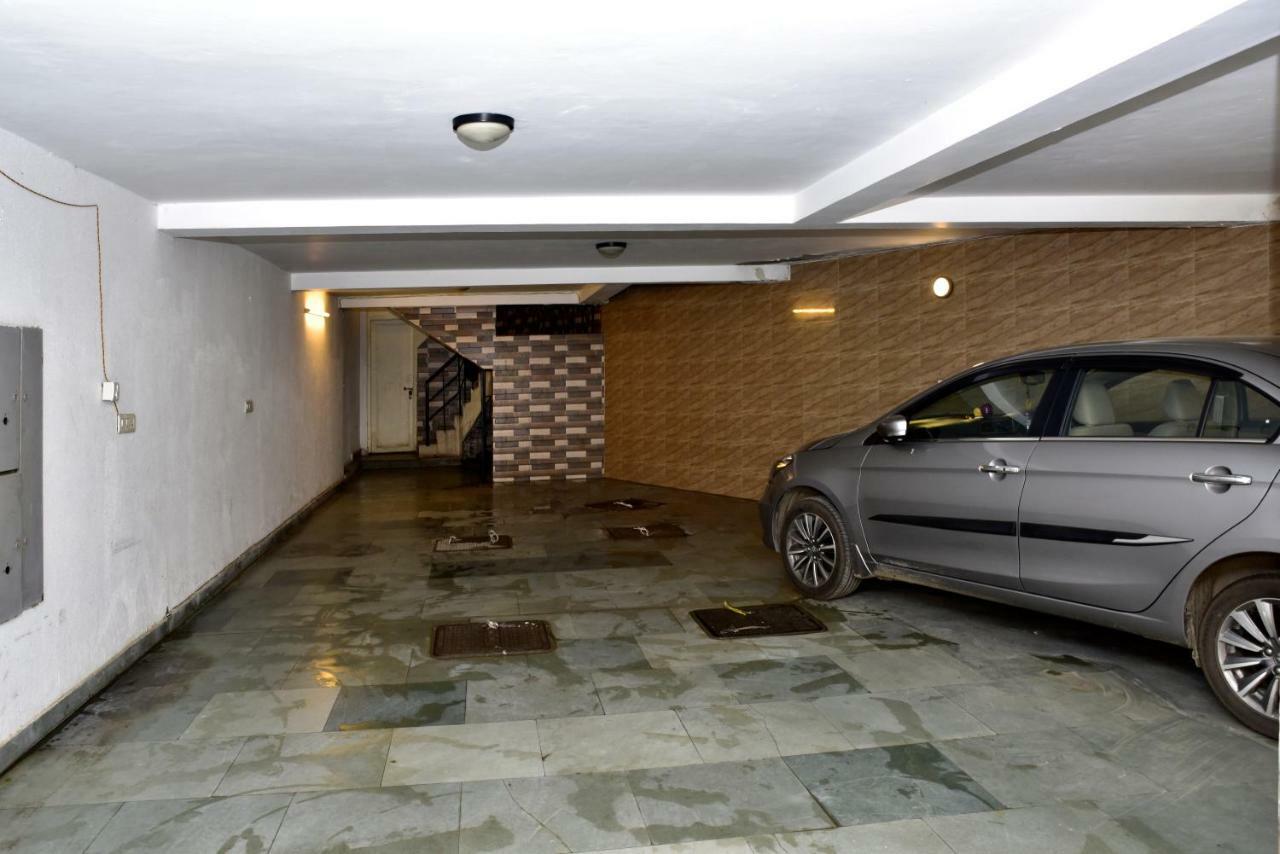 2Bhk Comfortable Furnished Serviced Apartments In Hauz Khas - Woodpecker Apartments New Delhi Exterior foto